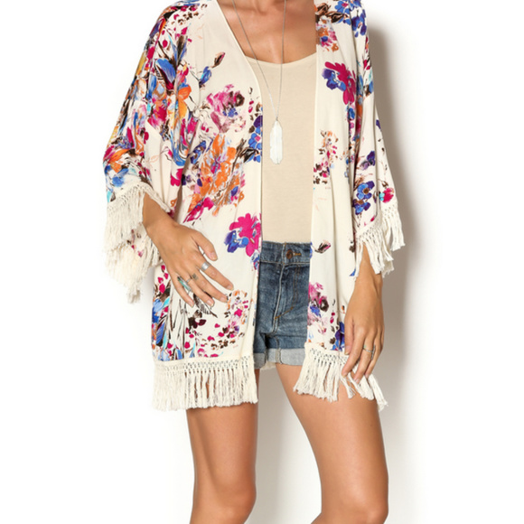 Umgee Tops - Floral Fringe Kimono🎉Host Pick x2🎉